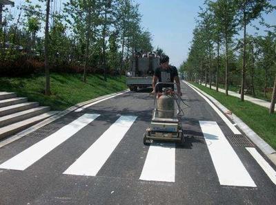 巴南正規道路劃線